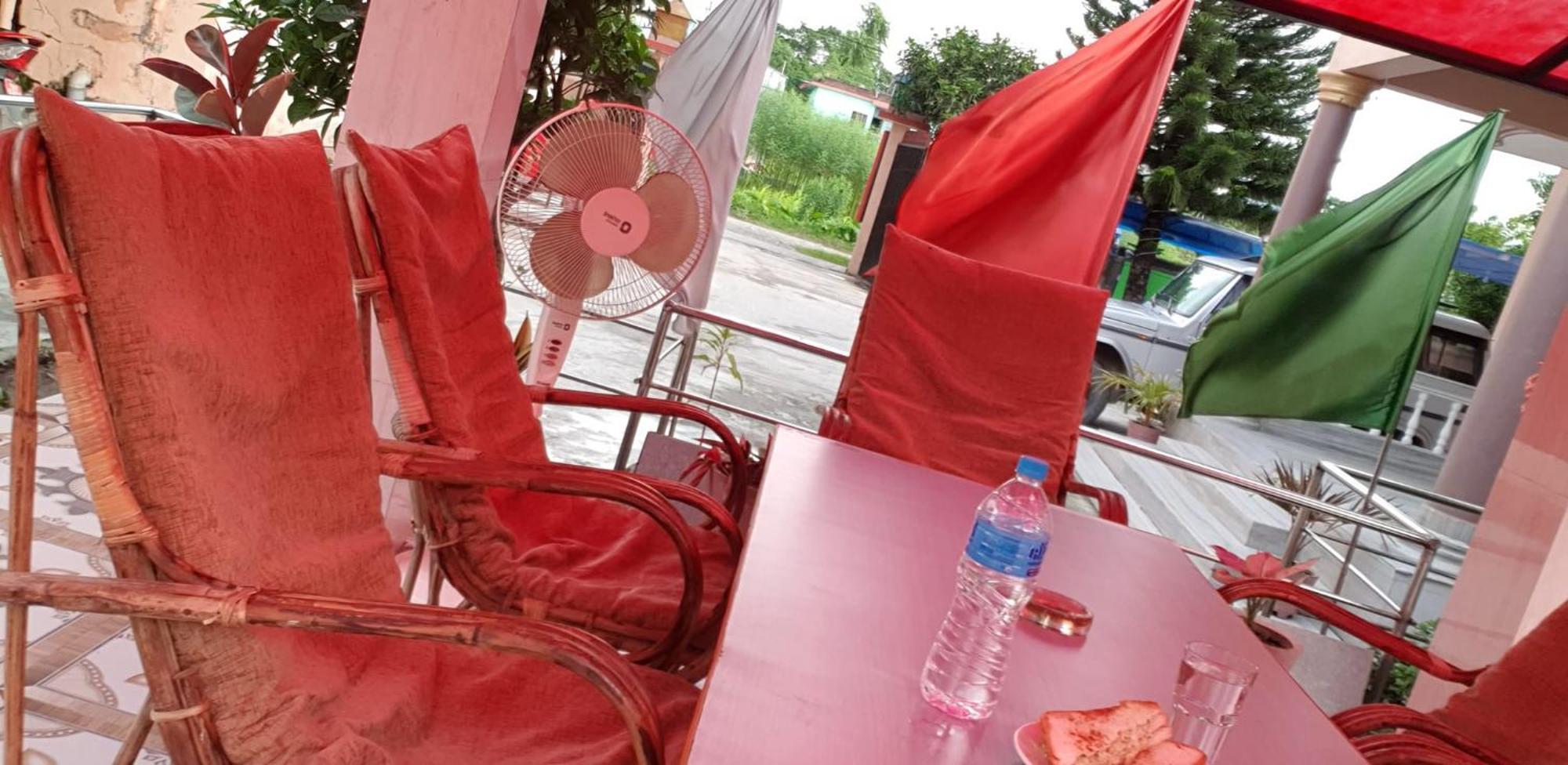 London House Resort Biratnagar Exterior foto